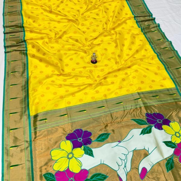 Mother Daughter Love Paithani – Premium Katan Silk with Zari Buttis & Artistic Pallu